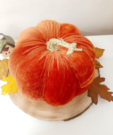 Zucca grande in velluto arancione scuro