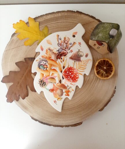 Sottopentola in ceramica a foglia con fatina e lumachina