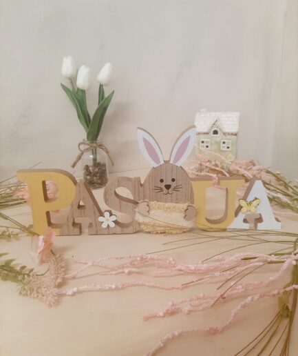 Scritta Pasqua in legno, giallo con coniglio-difettata