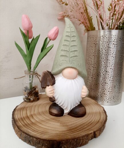 Gnomo in terracotta verde con paletta