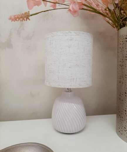 Lampada in ceramica lucida bianco rosato