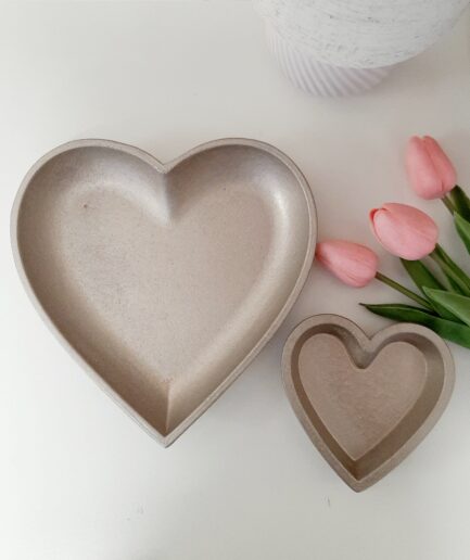 Vassoi in legno a cuore